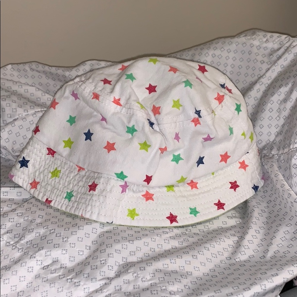 Size 4 (to 2T maybe) 100% cotton Gertex sun hat